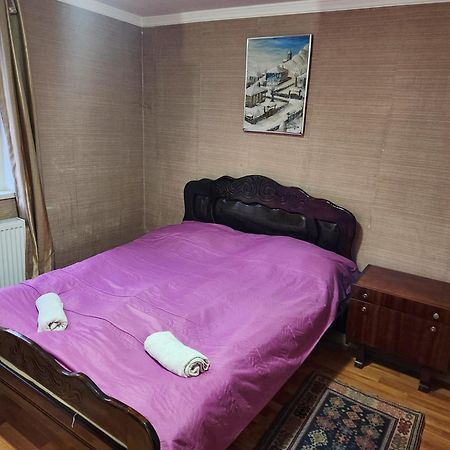 Guesthouse Ttt Tbilisi ภายนอก รูปภาพ