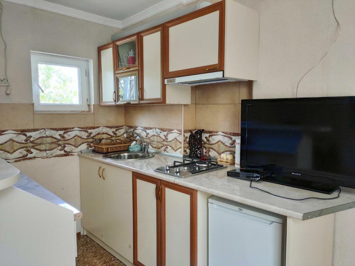 Guesthouse Ttt Tbilisi ภายนอก รูปภาพ