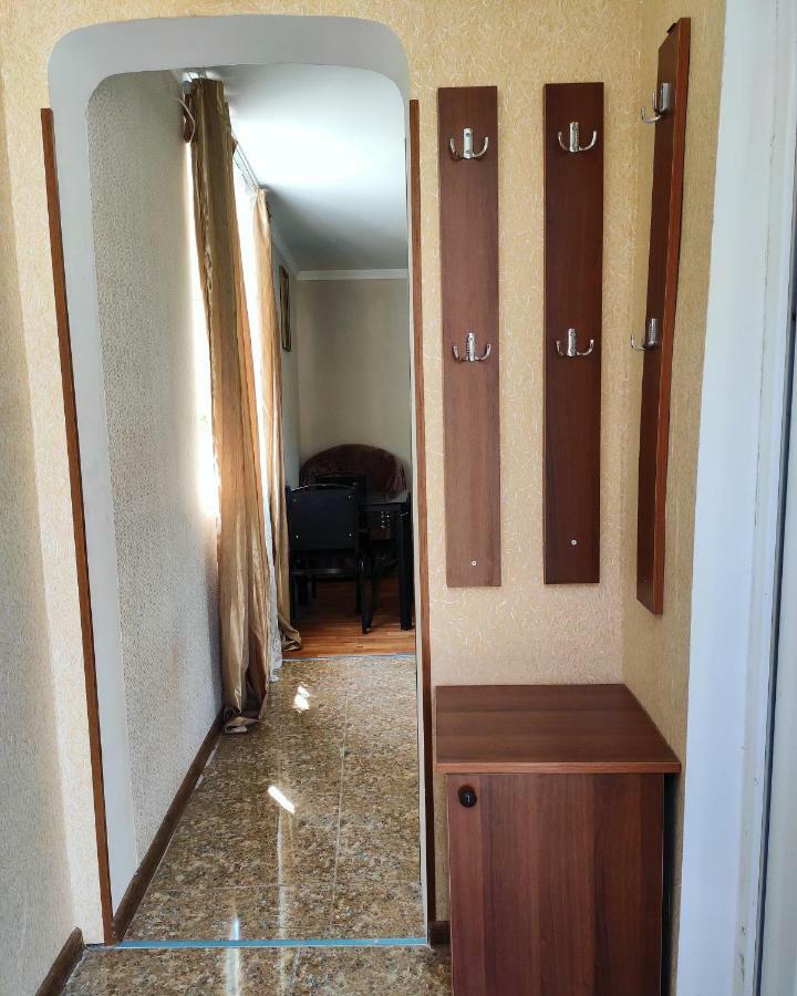 Guesthouse Ttt Tbilisi ภายนอก รูปภาพ